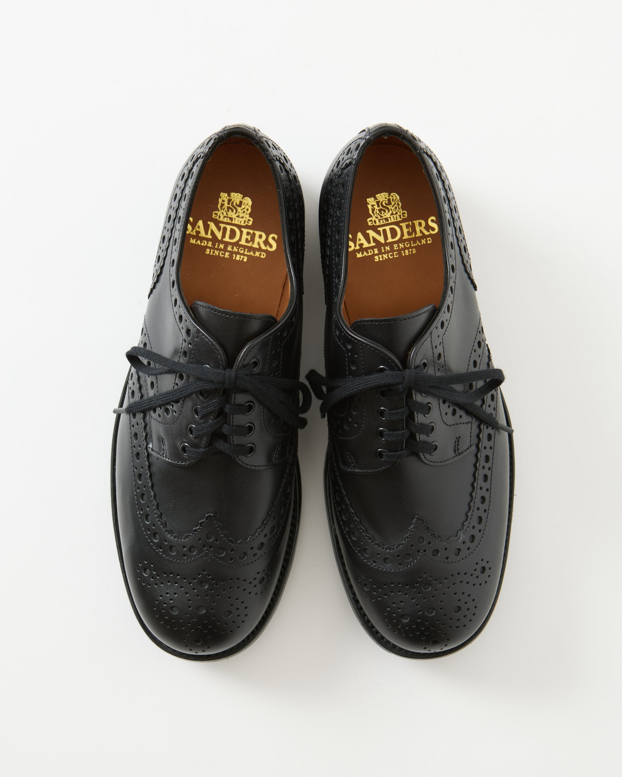 2993B SANDERS shoe last designed by 