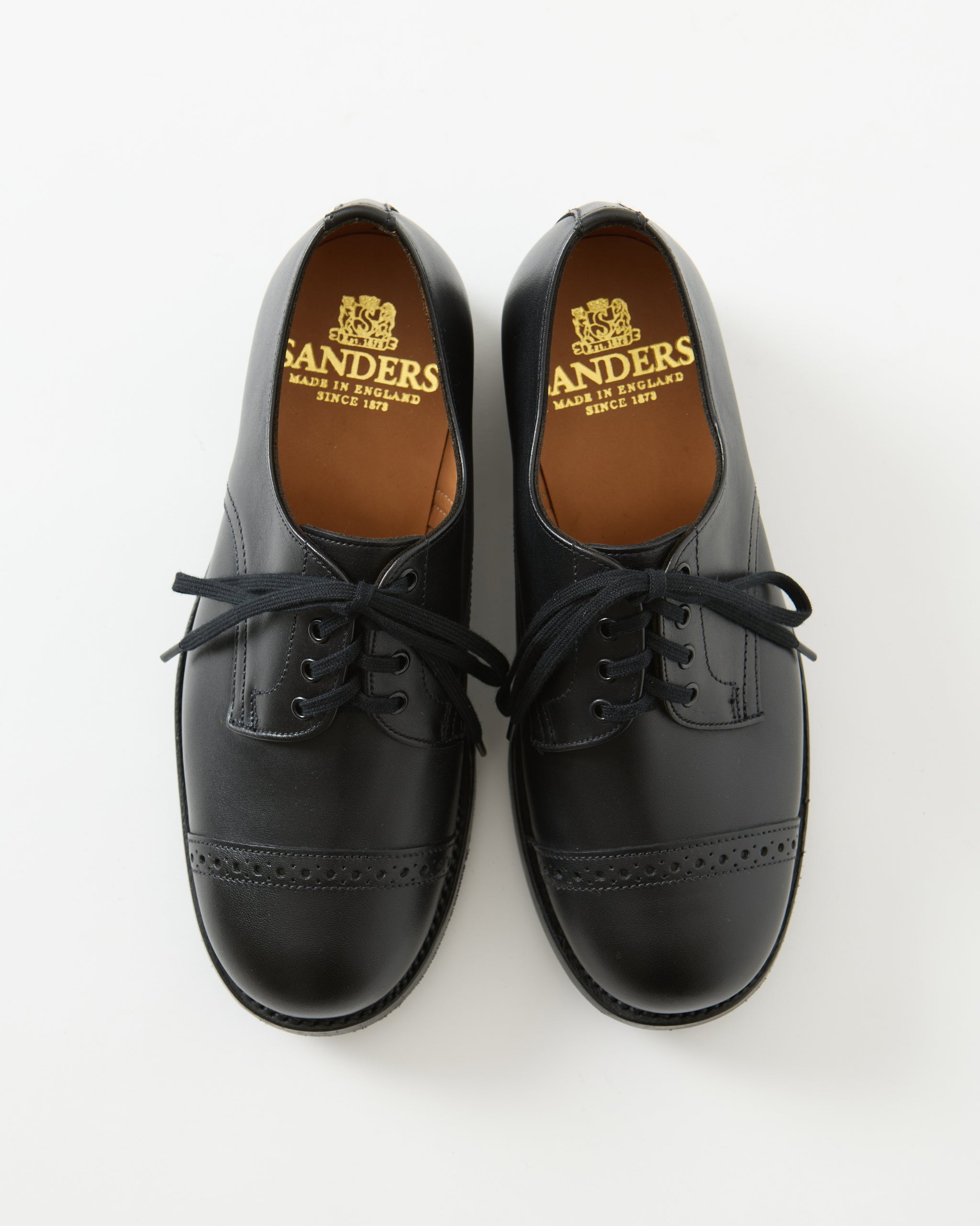 2994B SANDERS shoe last designed by 