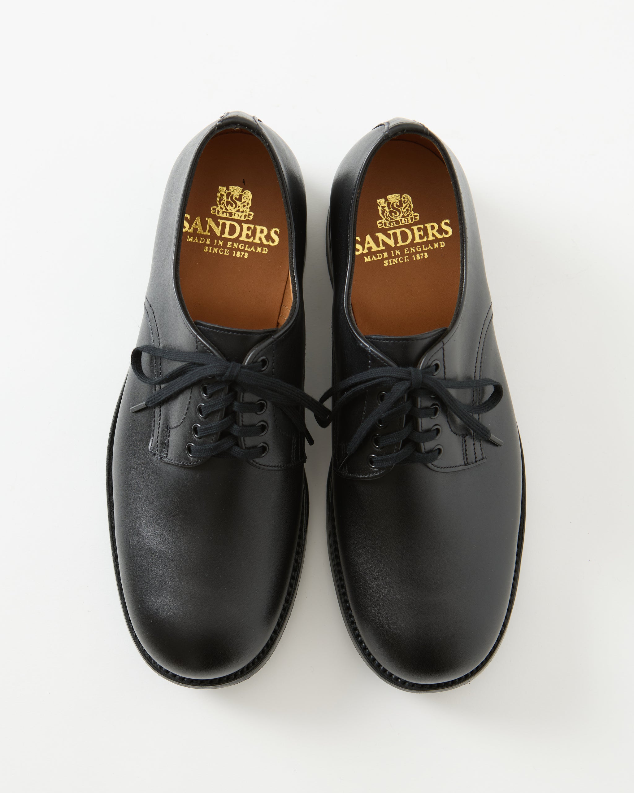 2995B SANDERS shoe last designed by 