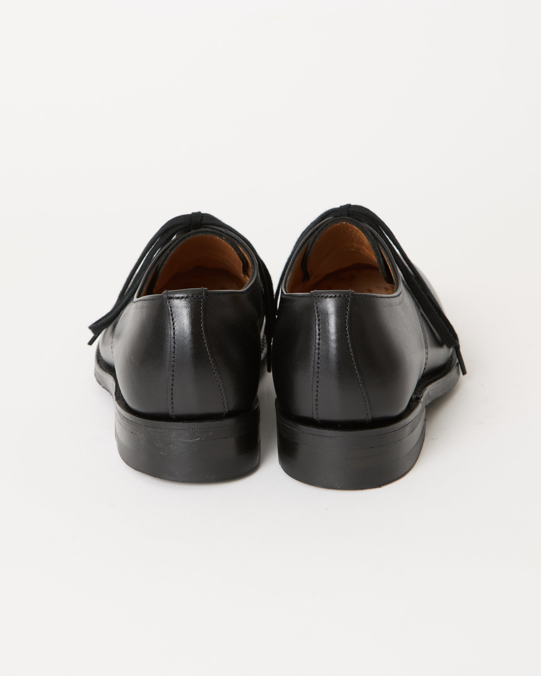 2995B SANDERS shoe last designed by 