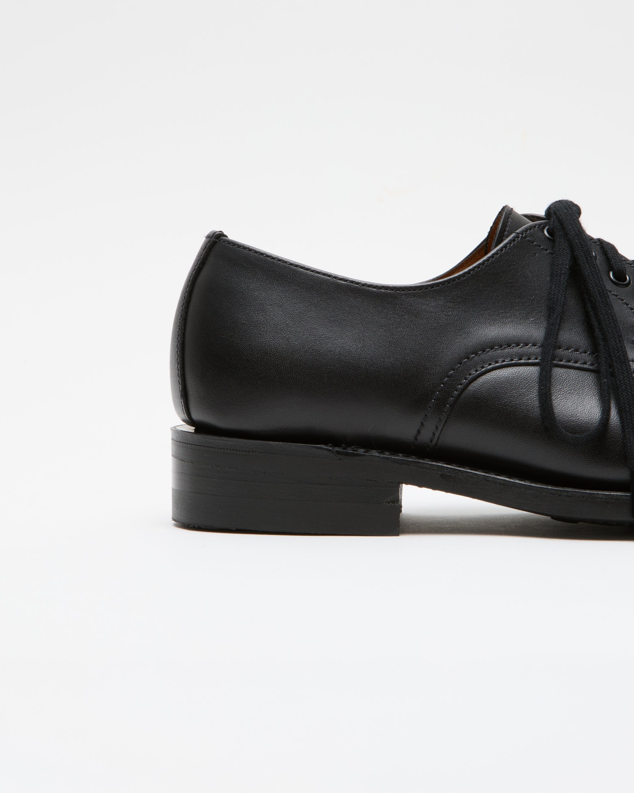2995B SANDERS shoe last designed by 