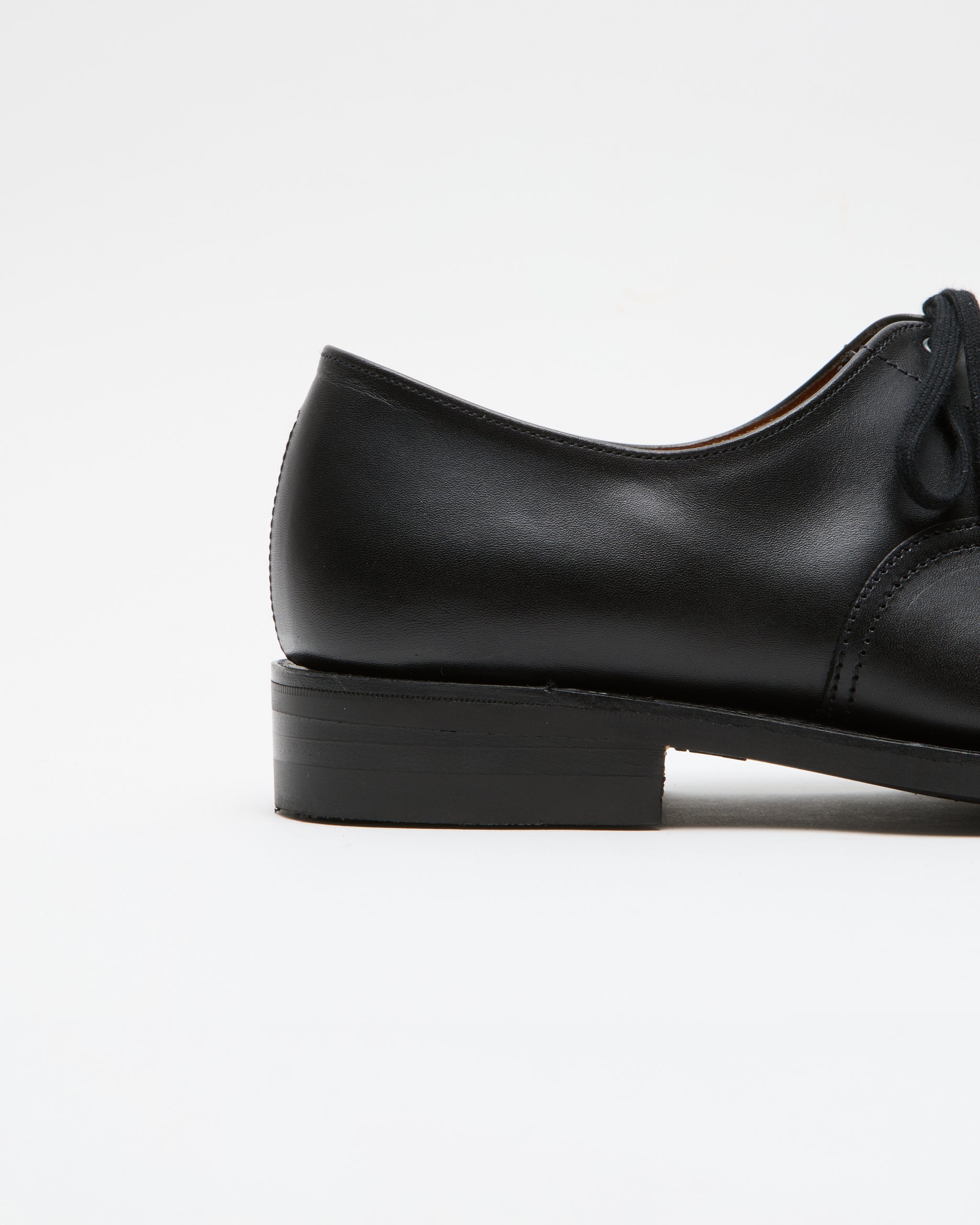 2996B SANDERS shoe last designed by 