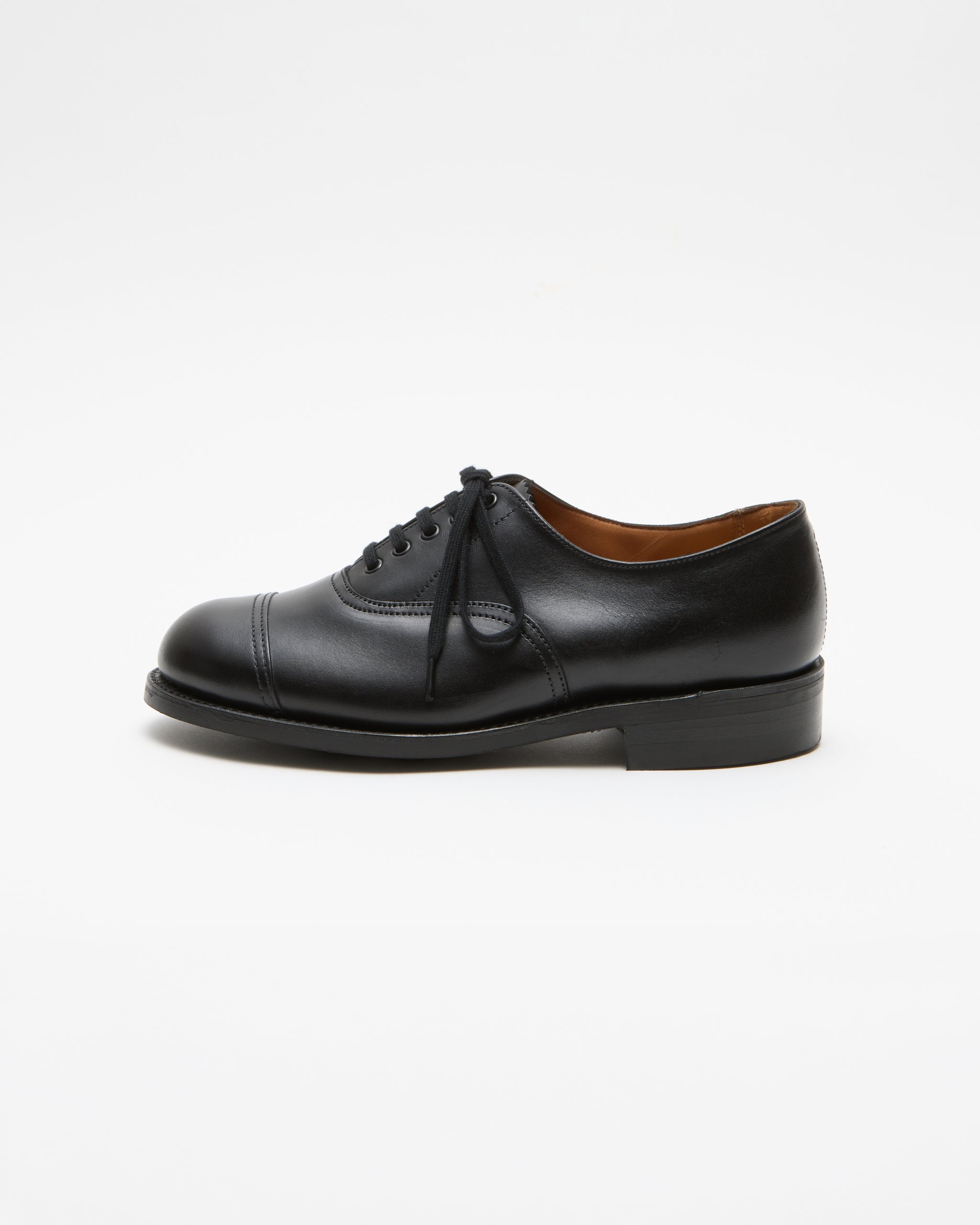 2996B SANDERS shoe last designed by 